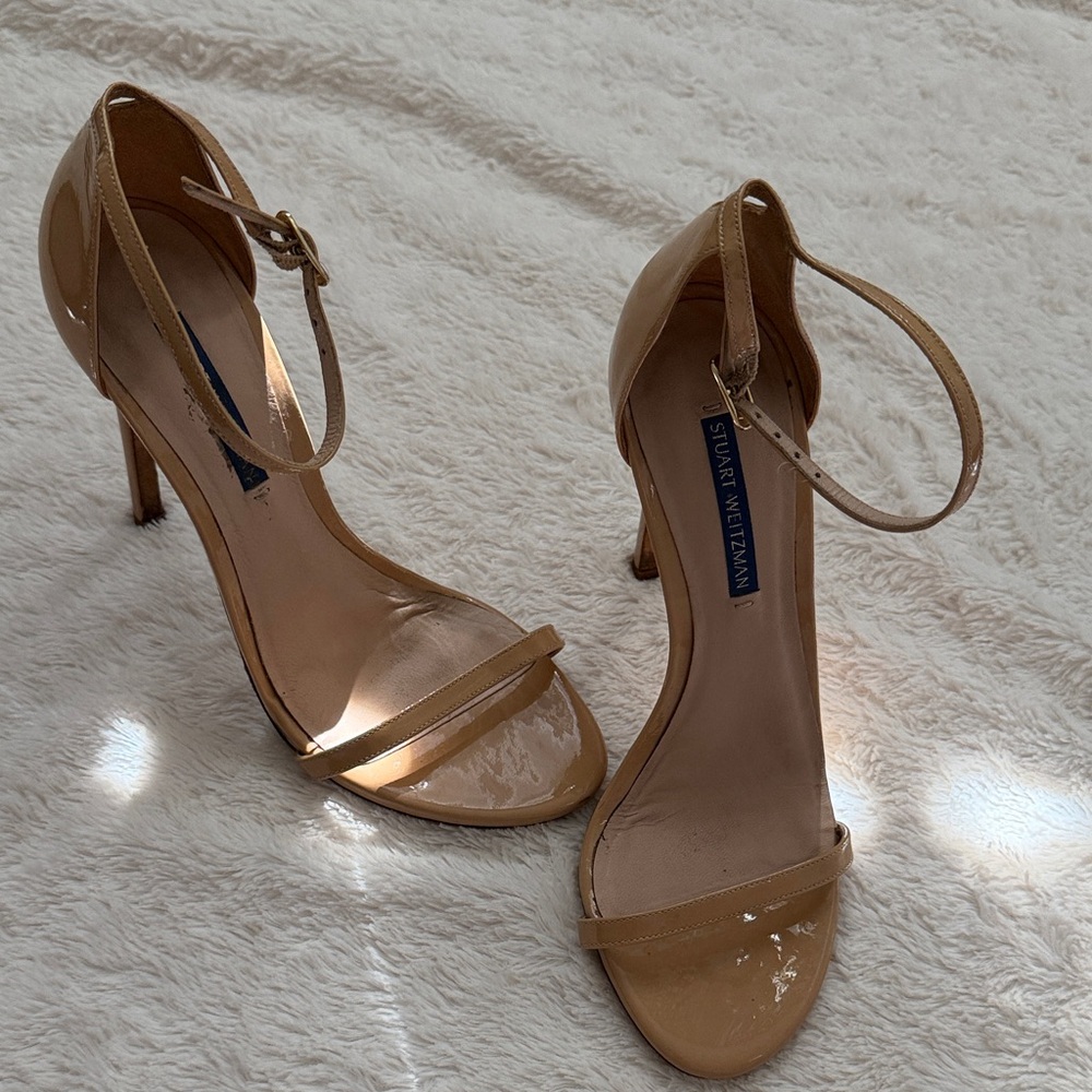 Stuart Weitzman Beige Patent Heels